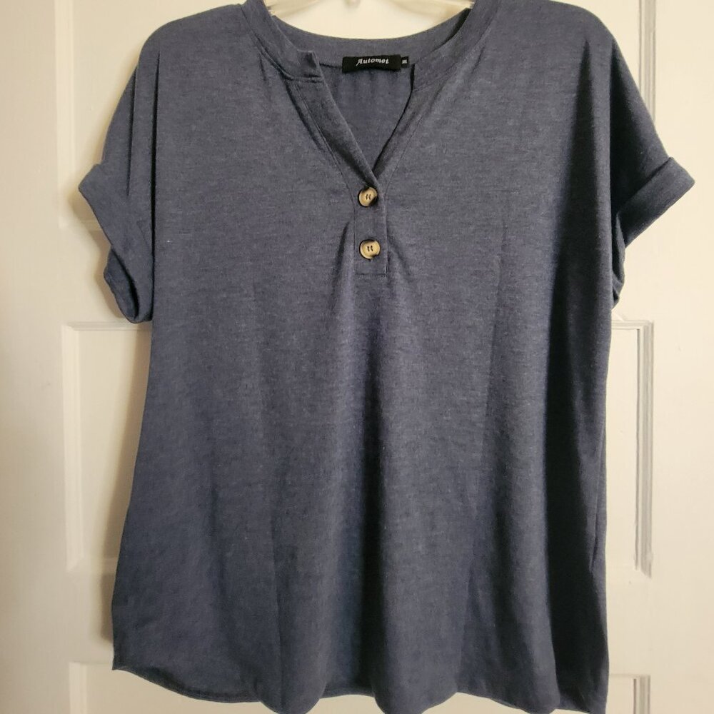 Automet Women's Cuffed Short Sleeved Blue Pullover Top W/Two Button Closure M